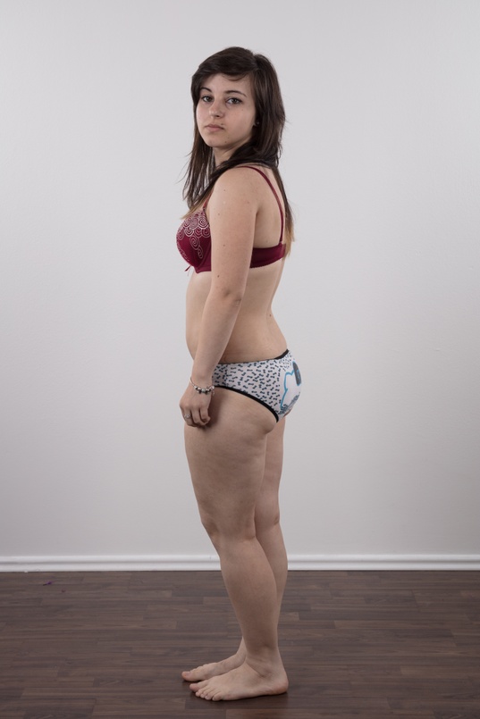 9. Download full pics of Irena (24) from czechcasting.com