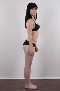 7. Download full pics of Karolina (22) from czechcasting.com