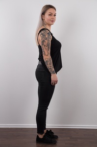 3. Download full pics of Kristyna (22) from czechcasting.com