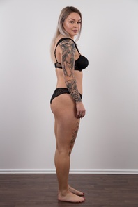 6. Download full pics of Kristyna (22) from czechcasting.com