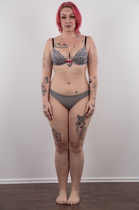 5. Download full pics of Kristyna (21) from czechcasting.com