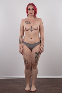 8. Download full pics of Kristyna (21) from czechcasting.com