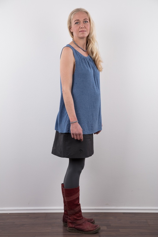 3. Download full pics of Klara (33) from czechcasting.com