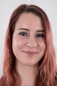 1. Download full pics of Kristyna (21) from czechcasting.com