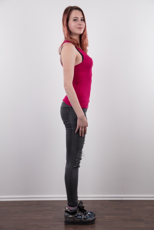 3. Download full pics of Kristyna (21) from czechcasting.com