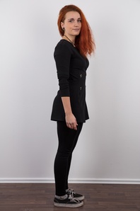 1. Download full pics of Katka (20) from czechcasting.com