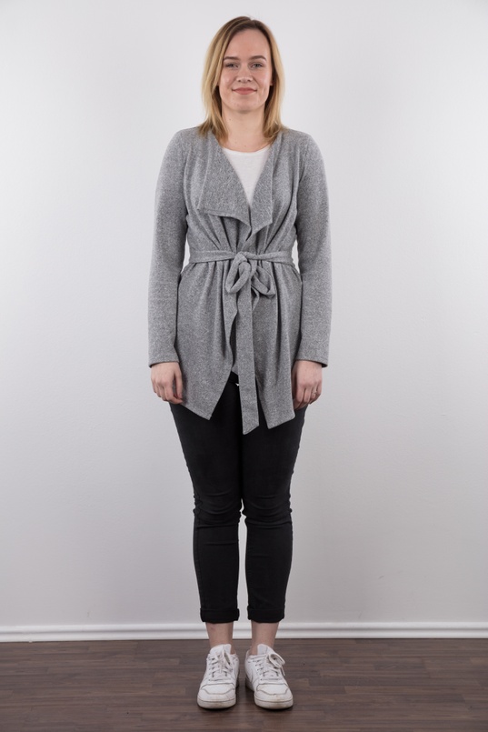 2. Download full pics of Pavla (20) from czechcasting.com