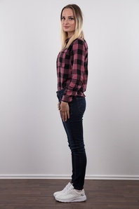 3. Download full pics of Natalie (18) & Vaclav from czechcasting.com