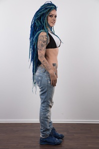 6. Download full pics of Lady Blue (25) from czechcasting.com