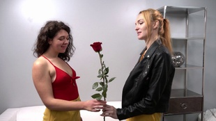 12. Download full pics of Anna (24) from czechcasting.com