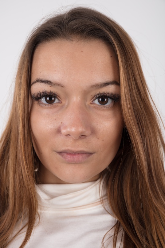 1. Download full pics of Aneta (19) & Zdenek from czechcasting.com