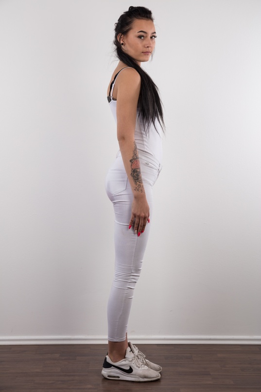 3. Download full pics of Zlata (18) & Karolina from czechcasting.com