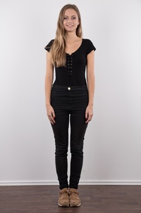 2. Download full pics of Eliska (22) from czechcasting.com