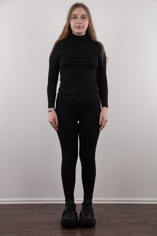 2. Download full pics of Margarita (24) from czechcasting.com