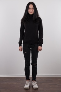 2. Download full pics of Sona (18) from czechcasting.com