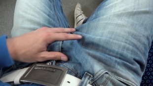 3. Download full pics of Adolescentes transam no trem from czechcouples.com