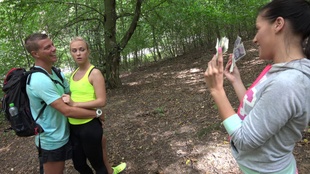 3. Download full pics of A la tía fitness le gusta el dinero from czechcouples.com