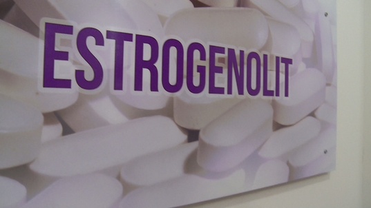 12. Download full pics of MILF Pussy Fireworks – 5 Squirts, No Mercy from czechestrogenolit.com