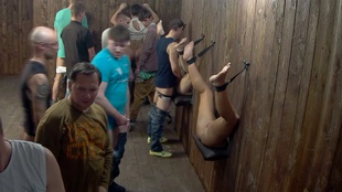 1. Download full pics of Petits seins, grosses bites et aucun regret – Partie 4 from czechfantasy.com