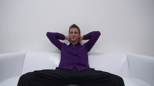 1. Download full pics of Lukas (21) from czechgaycasting.com