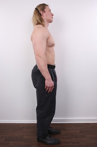 5. Download full pics of Karel (23) from czechgaycasting.com