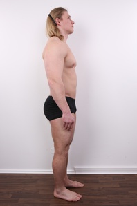9. Download full pics of Karel (23) from czechgaycasting.com
