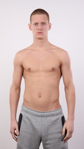 3. Download full pics of Tomas (22) from czechgaycasting.com
