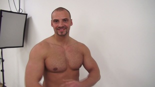 4. Download full pics of Erik (25) from czechgaycasting.com