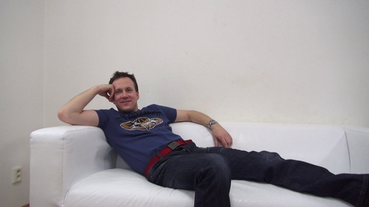 1. Download full pics of Jirka (34) from czechgaycasting.com