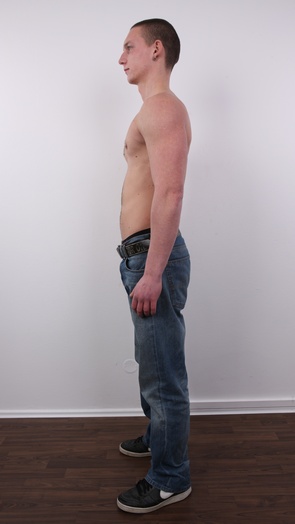 8. Download full pics of Honza (23) from czechgaycasting.com