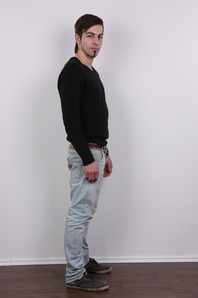 2. Download full pics of Jakub (23) from czechgaycasting.com