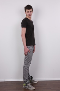 4. Download full pics of Marek (20) from czechgaycasting.com