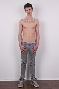 6. Download full pics of Marek (20) from czechgaycasting.com
