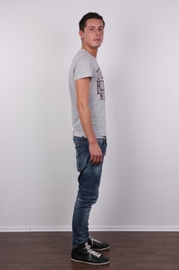 4. Download full pics of Eduard (22) from czechgaycasting.com