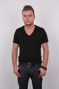 3. Download full pics of Martin (24) from czechgaycasting.com