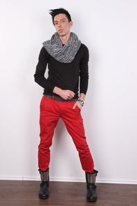 2. Download full pics of Ivan (29) from czechgaycasting.com