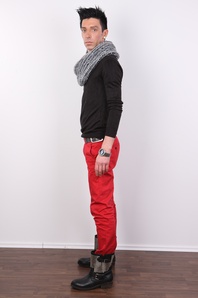 6. Download full pics of Ivan (29) from czechgaycasting.com