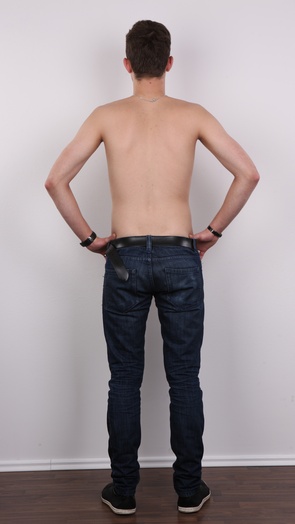 10. Download full pics of Josef (19) from czechgaycasting.com