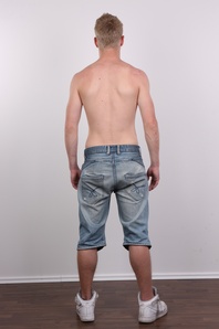 10. Download full pics of David (20) from czechgaycasting.com