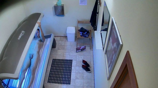 3. Download full pics of Muscled Twink Flexes and Shows Off His Size from czechgaysolarium.com