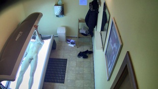 3. Download full pics of Tanned Hunk's Naughty Cam Show from czechgaysolarium.com