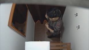 1. Download full pics of 年轻棕发女郎与按摩师激情缠绵 2 from czechmassage.com