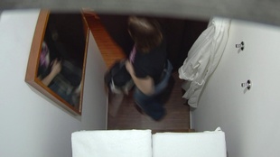 12. Download full pics of 深发色荡妇按摩时被玩坏了小穴 from czechmassage.com