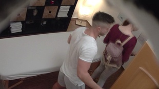 1. Download full pics of 平らな胸の女が顔射を懇願する from czechmassage.com