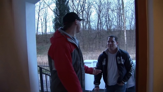 1. Download full pics of 60 people in one pile 1 from czechmegaswingers.com