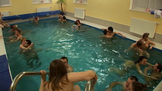 7. Download full pics of 60 people in one pile 1 from czechmegaswingers.com