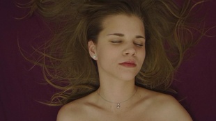 1. Download full pics of Loira esguichando - Não consegue se conter, inunda a sala! from czechorgasm.com