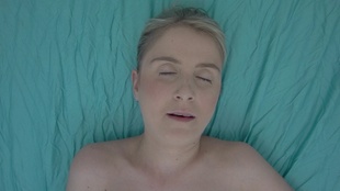 5. Download full pics of 丰满的斯洛伐克荡妇——大奶子、大嘴唇、更渴望行动 from czechorgasm.com