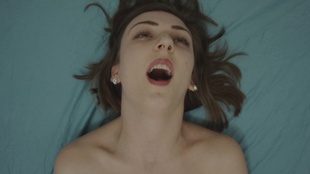 5. Download full pics of 饥渴的阴户 from czechorgasm.com