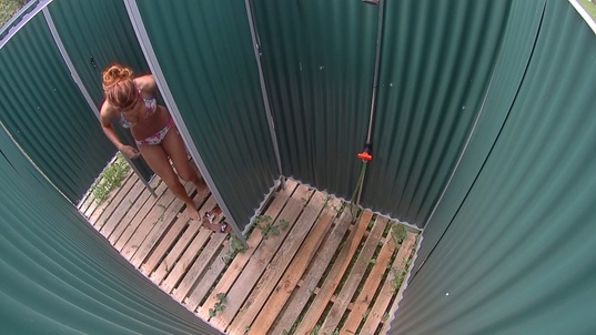 2. Download full pics of Yummy Shaved Pussy from czechpool.com